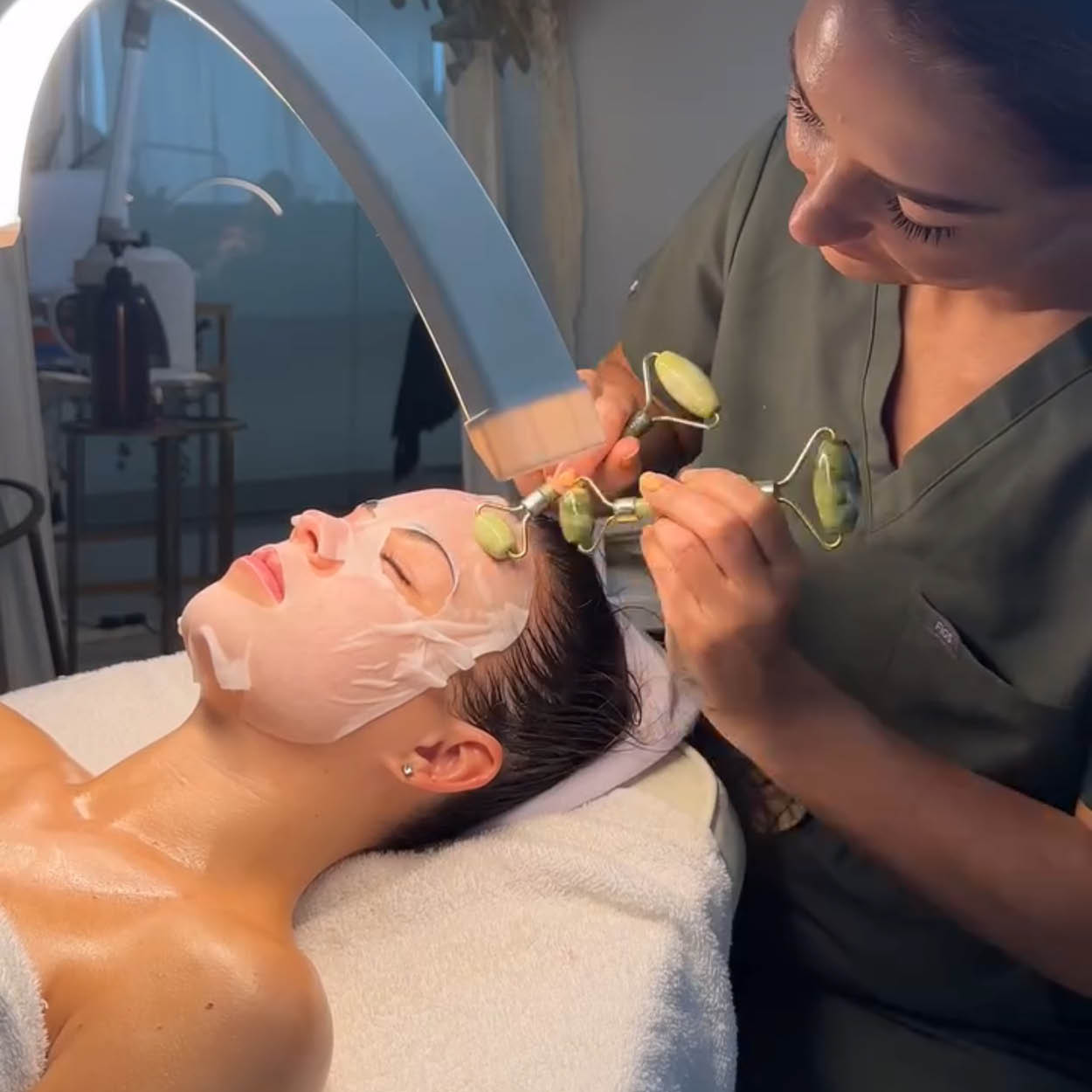 Luxury Lymphatic Lift facial